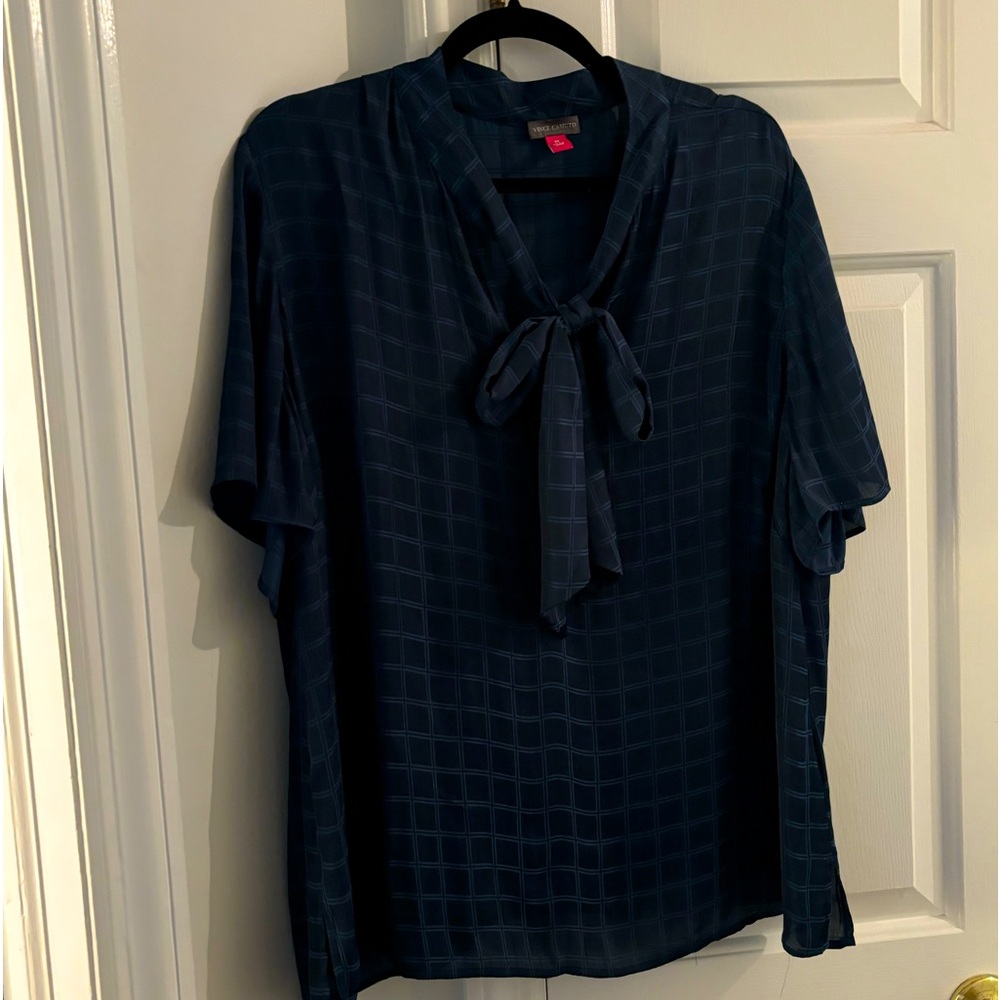 Ladies plus blouse